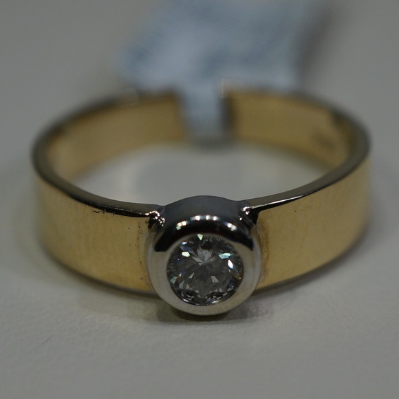 14KTT Gold Handmade Solitaire Genuine Diamond Ring - Picture 3 of 8